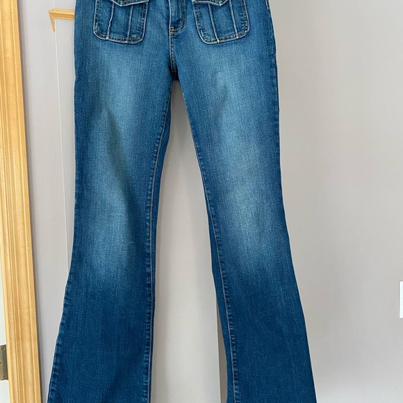 Arden B Dark Wash Mid Rise Distressed Women Flare Premium Denim Jeans Sz8 - Picture 2 of 12